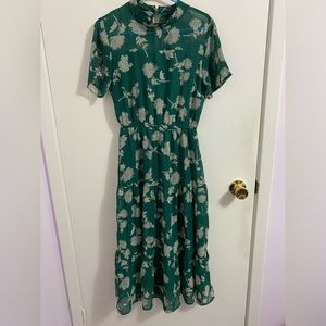 Lulu’s Dark Green Floral MIDI Dress